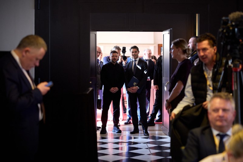 President of Ukraine Volodymyr Zelensky and Prime Minister of the Netherlands Rob Jetten discussed security issues, support and development of the Ukrainian energy sector, strengthening diplomatic cooperation, and holding Russia accountable for the crime of aggression during talks in Middelburg.