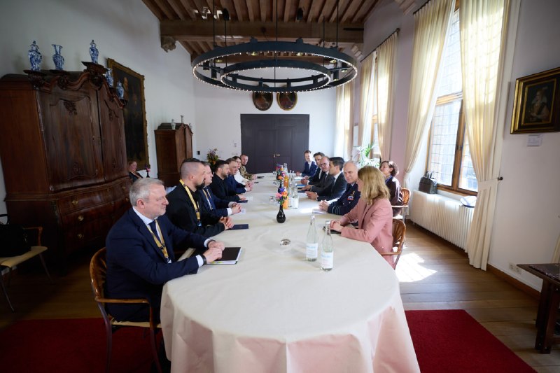 President of Ukraine Volodymyr Zelensky and Prime Minister of the Netherlands Rob Jetten discussed security issues, support and development of the Ukrainian energy sector, strengthening diplomatic cooperation, and holding Russia accountable for the crime of aggression during talks in Middelburg.