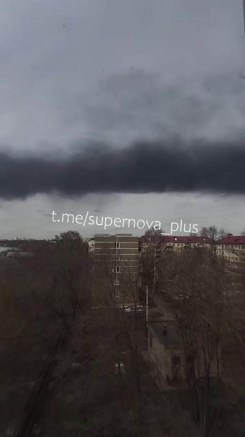 Smoke rising near Syzran oil refinery as result of drone strikes