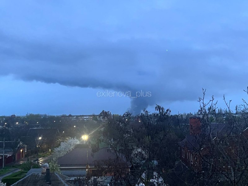 Explosions and fire reported in Taganrog overnight 