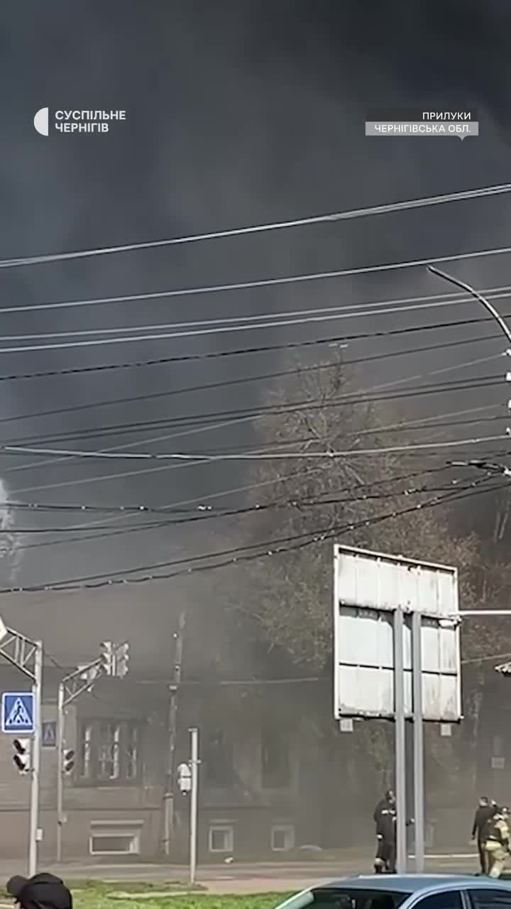 Bei einem Drohnenangriff auf die Polizeistation in Pryluky in der Region Tschernihiw wurde eine Person verletzt.