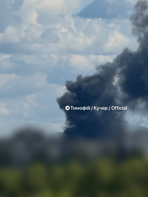 أُبلغ عن انفجارات في مدينة دنيبرو. غارة بطائرات بدون طيار.