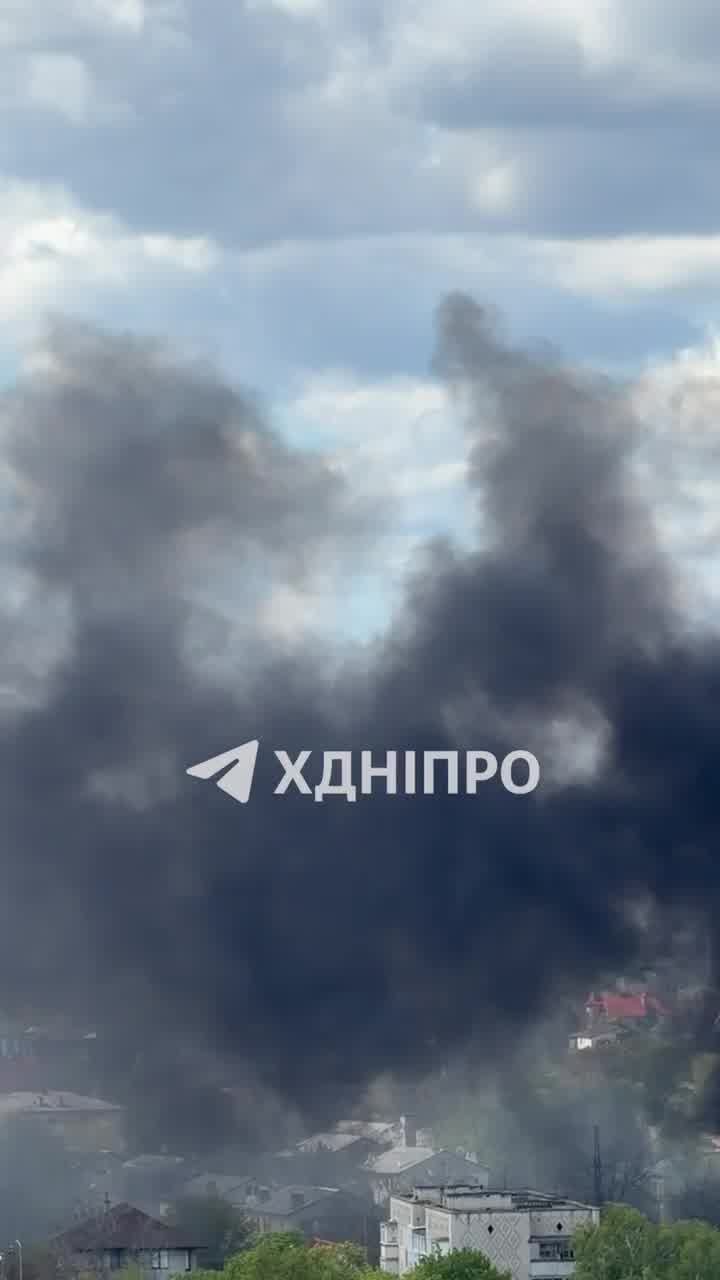 1 person killed, 4 wounded as result of drones strikes in Dnipro city