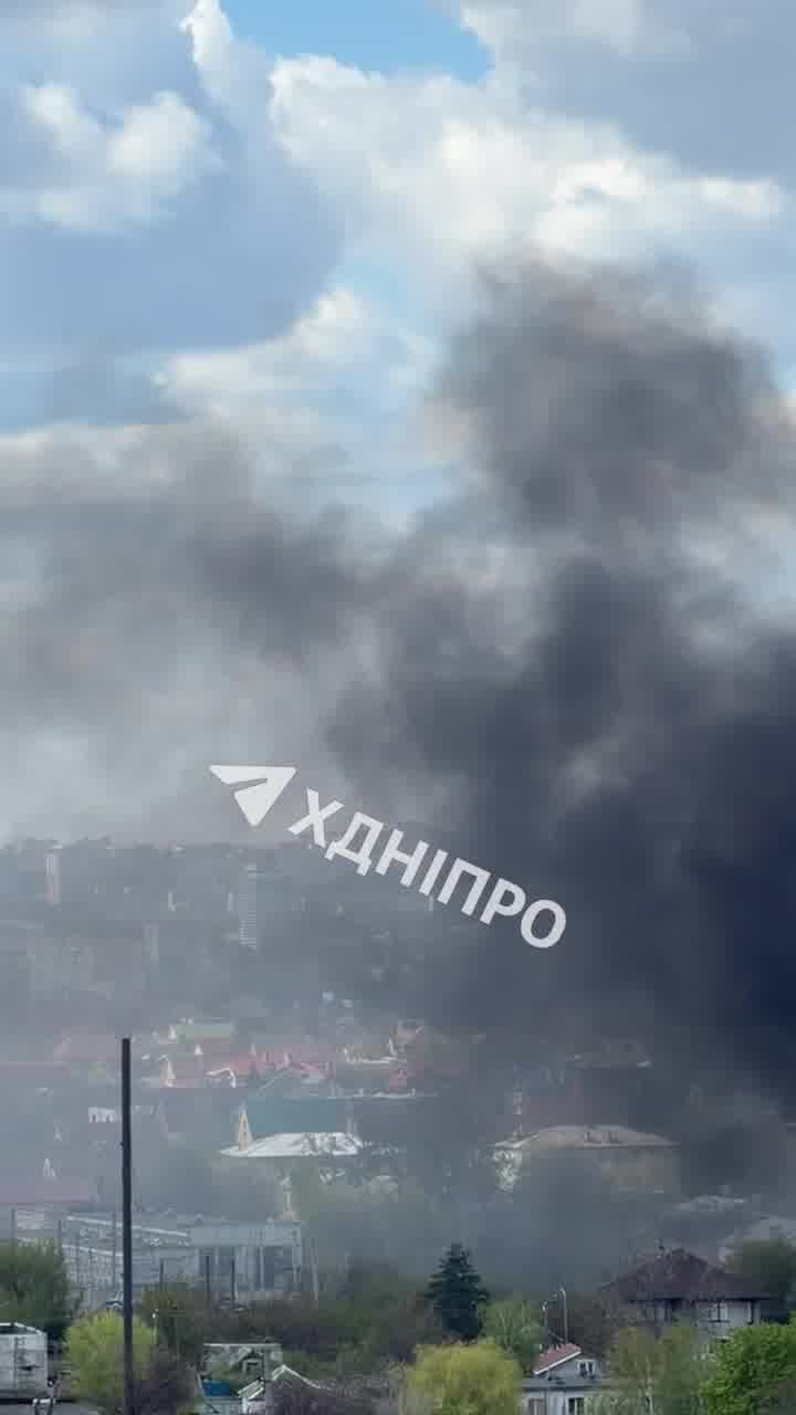 1 person killed, 4 wounded as result of drones strikes in Dnipro city