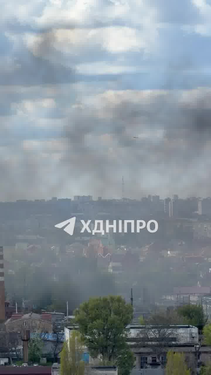 1 person killed, 4 wounded as result of drones strikes in Dnipro city