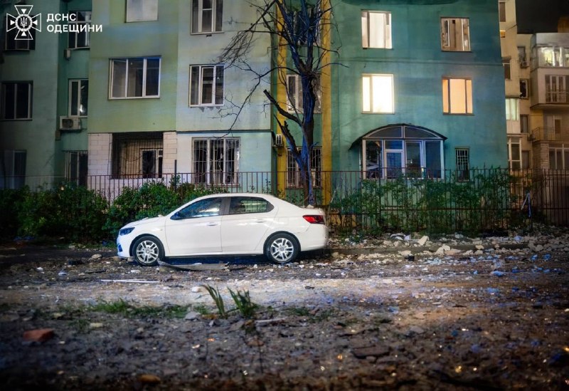 2 people wounded as result of drones strikes in Odesa