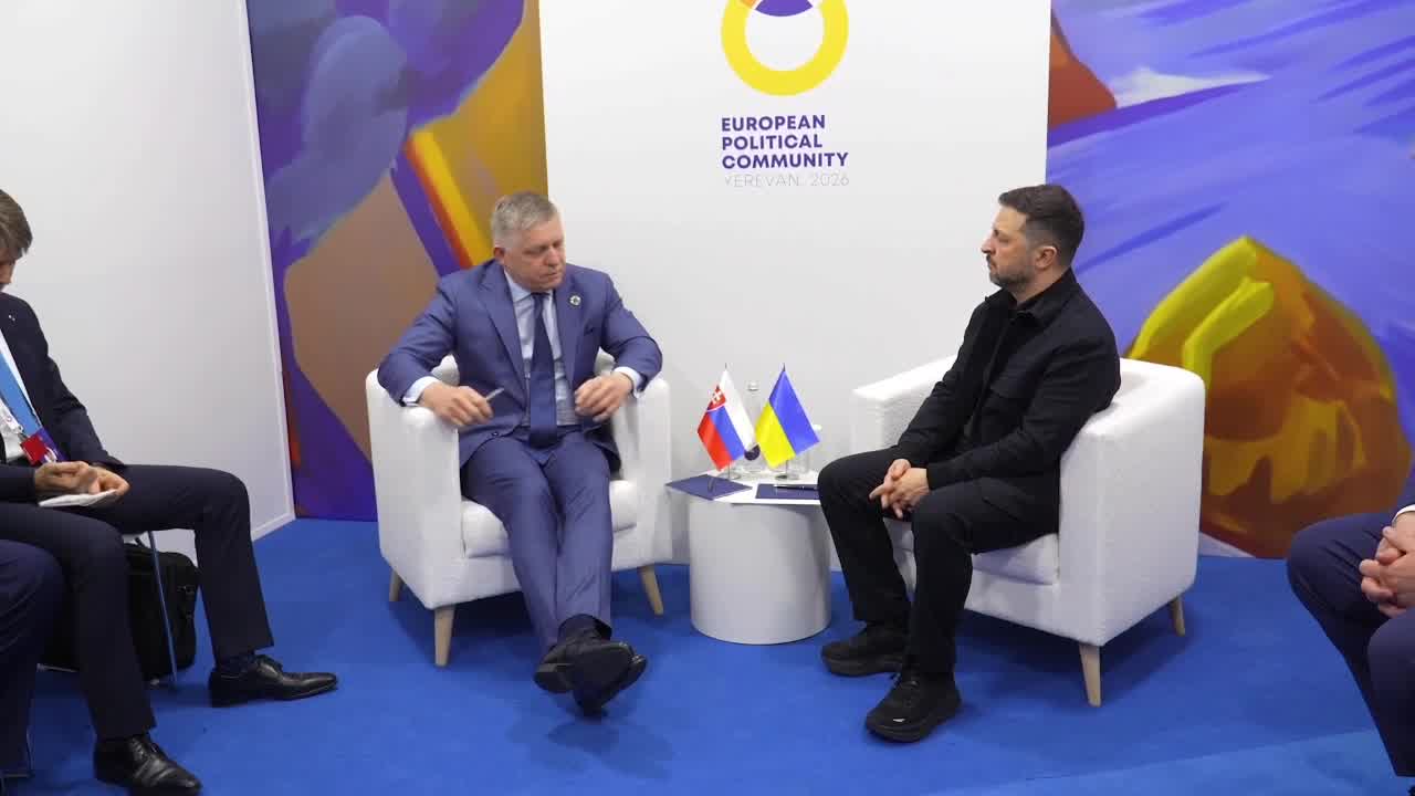 Zelensky met with Slovak Prime Minister Fico in Yerevan. They discussed exchanging visits to Kyiv and Bratislava and holding a meeting of governments in the format of an intergovernmental commission in the near future.