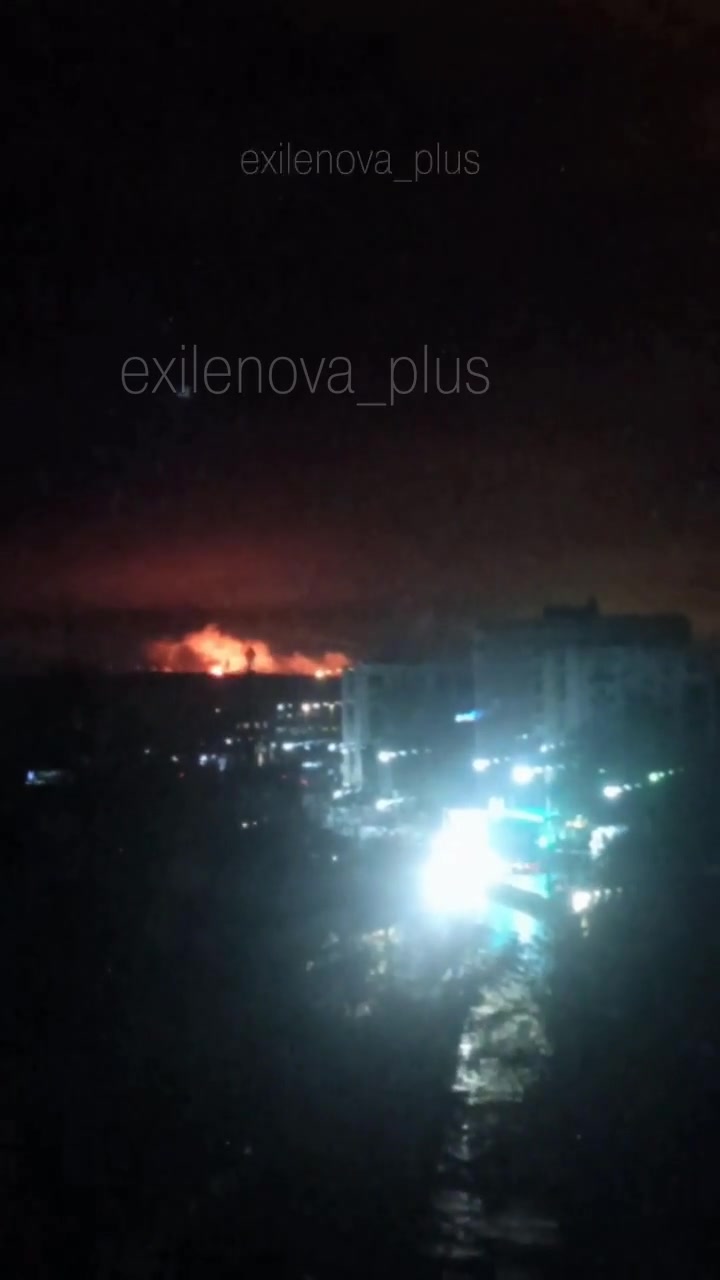Fire at the Yaroslavl oil refinery after suspected drones strikes