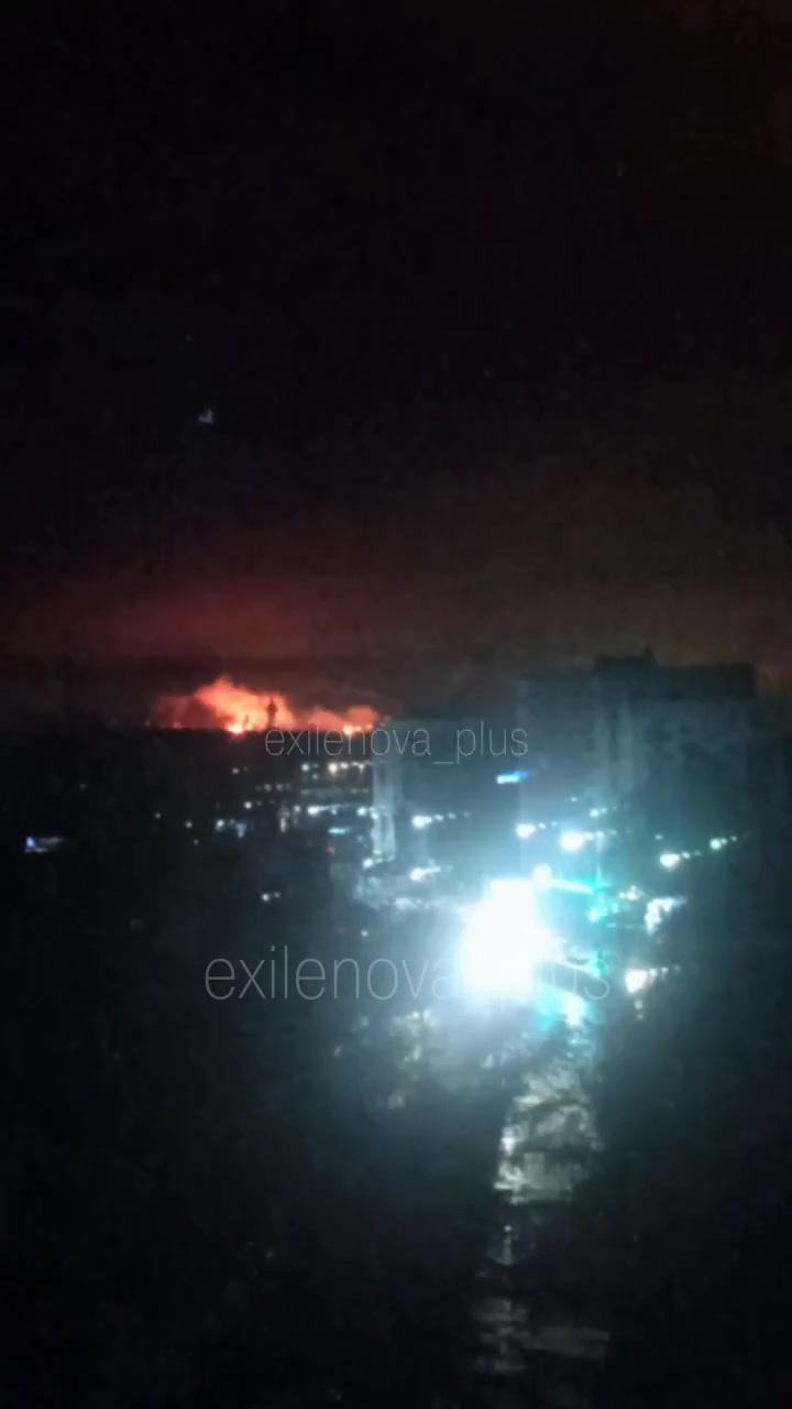 Fire at the Yaroslavl oil refinery after suspected drones strikes