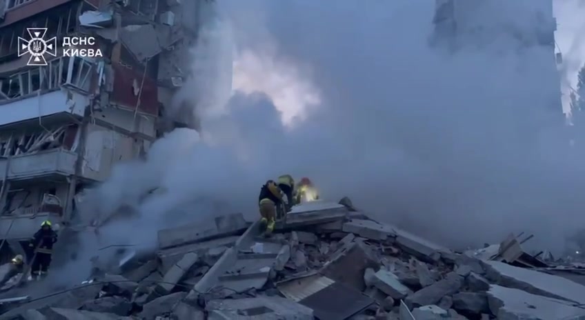 Russian missile destroyed a residential house in Kyiv