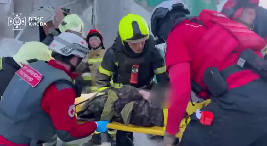 Russian missile destroyed a residential house in Kyiv