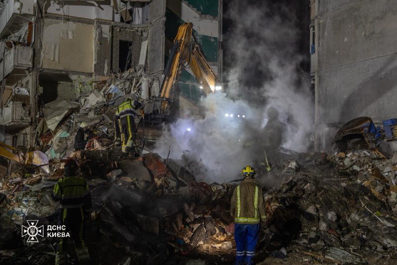 Death toll of Russian missile strike at the residential house in Kyiv yesterday increased to 24 killed, 48 more wounded. Search and rescue operation continues 
