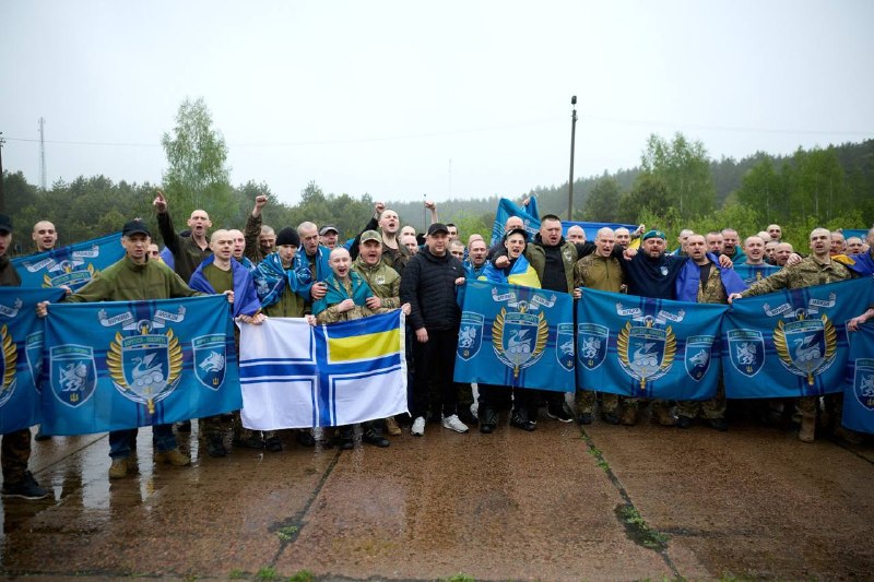 205 Ukrainian servicemen returned from Russian captivity as the first stage of 1000 on 1000 prisoners exchange