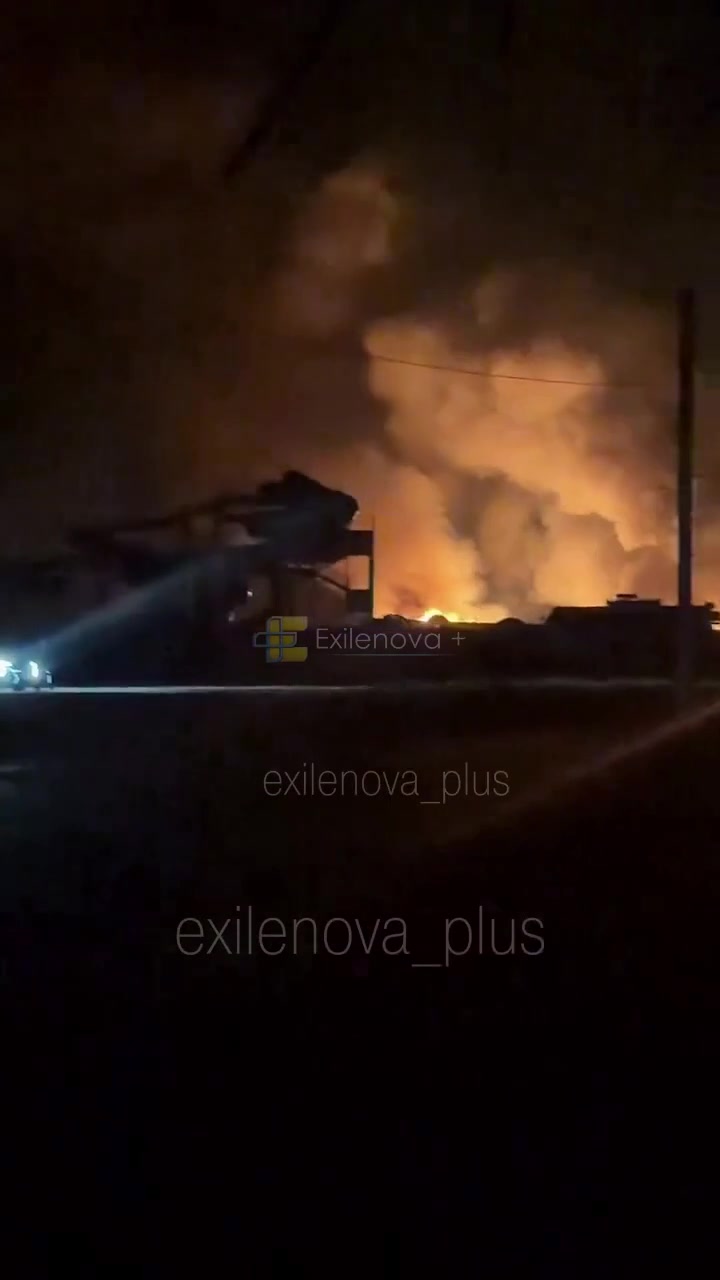 Fires after drones raid in occupied Henichesk of Kherson region