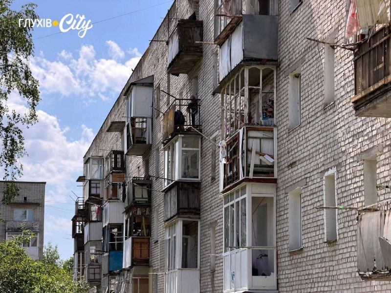 2 people killed, 4 wounded as result of drones strikes in Hlukhiv of Sumy region