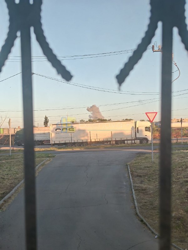 Explosions were reported in Taganrog, possible missile strike