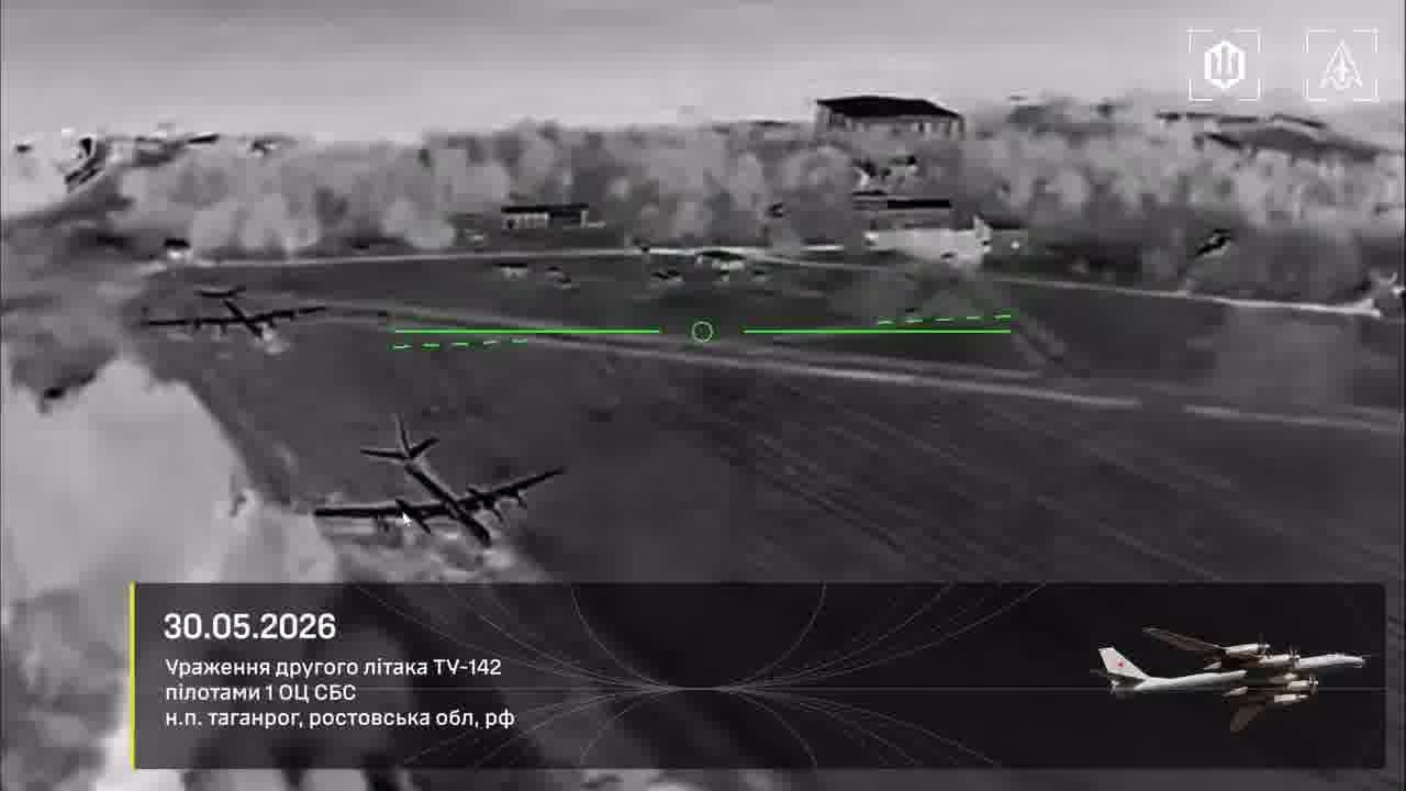 Apart of the port Ukrainian drones have attacked Iskander launcher and 2 Tu-142 planes at the military airfield in Taganrog
