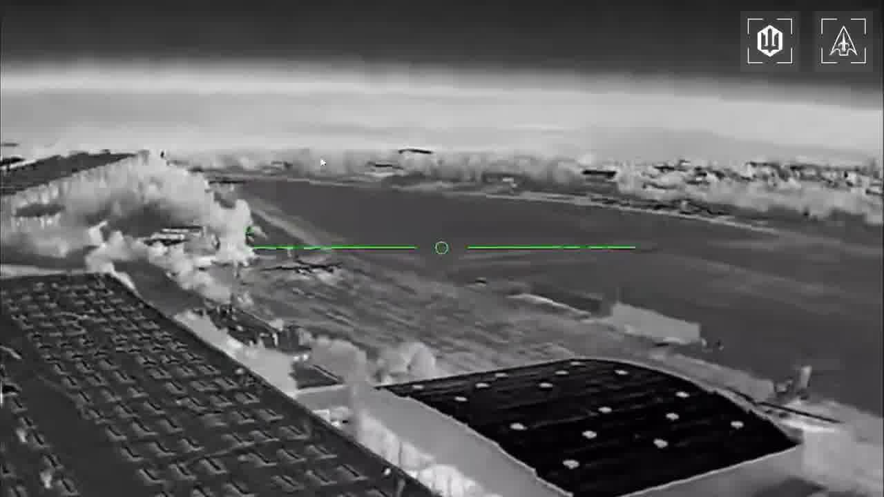 Apart of the port Ukrainian drones have attacked Iskander launcher and 2 Tu-142 planes at the military airfield in Taganrog