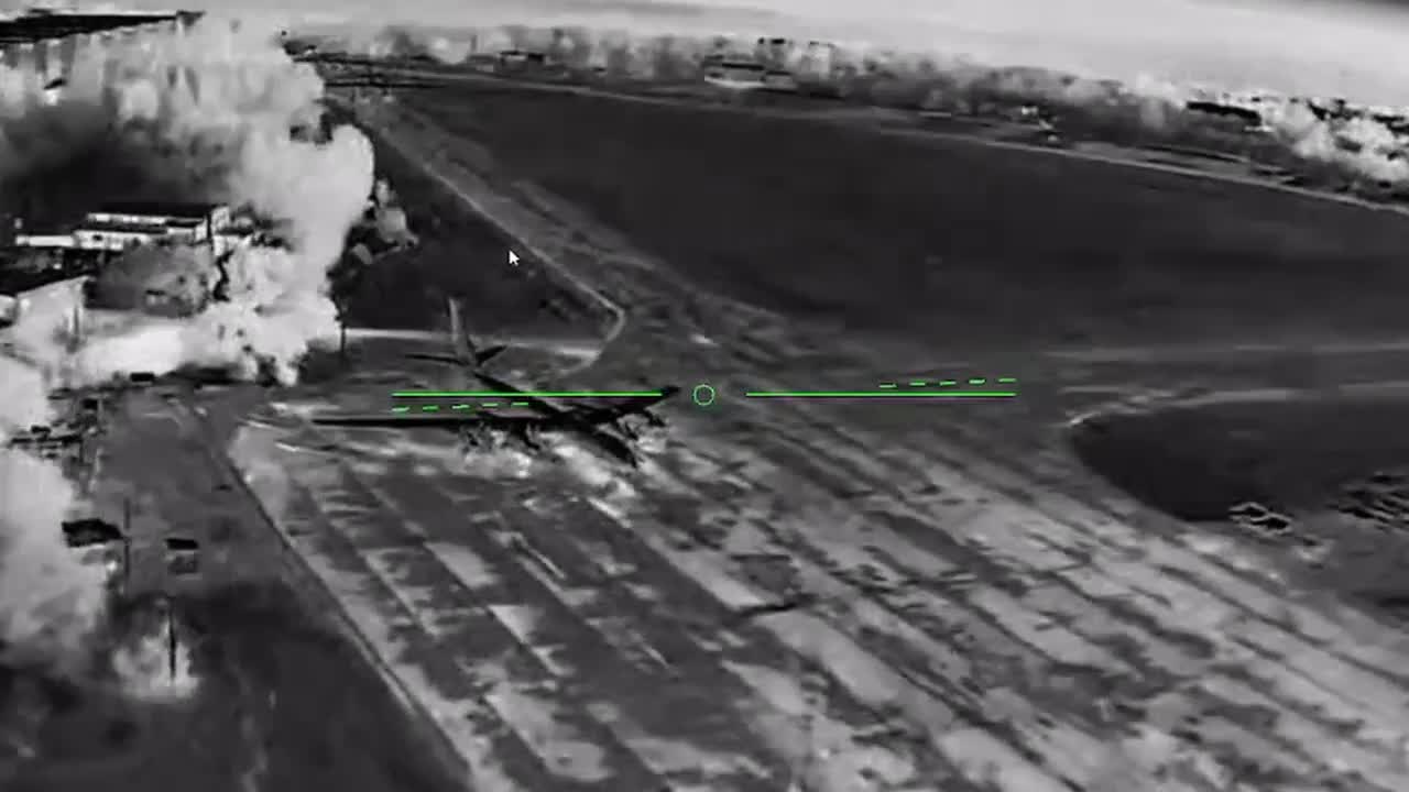 Apart of the port Ukrainian drones have attacked Iskander launcher and 2 Tu-142 planes at the military airfield in Taganrog