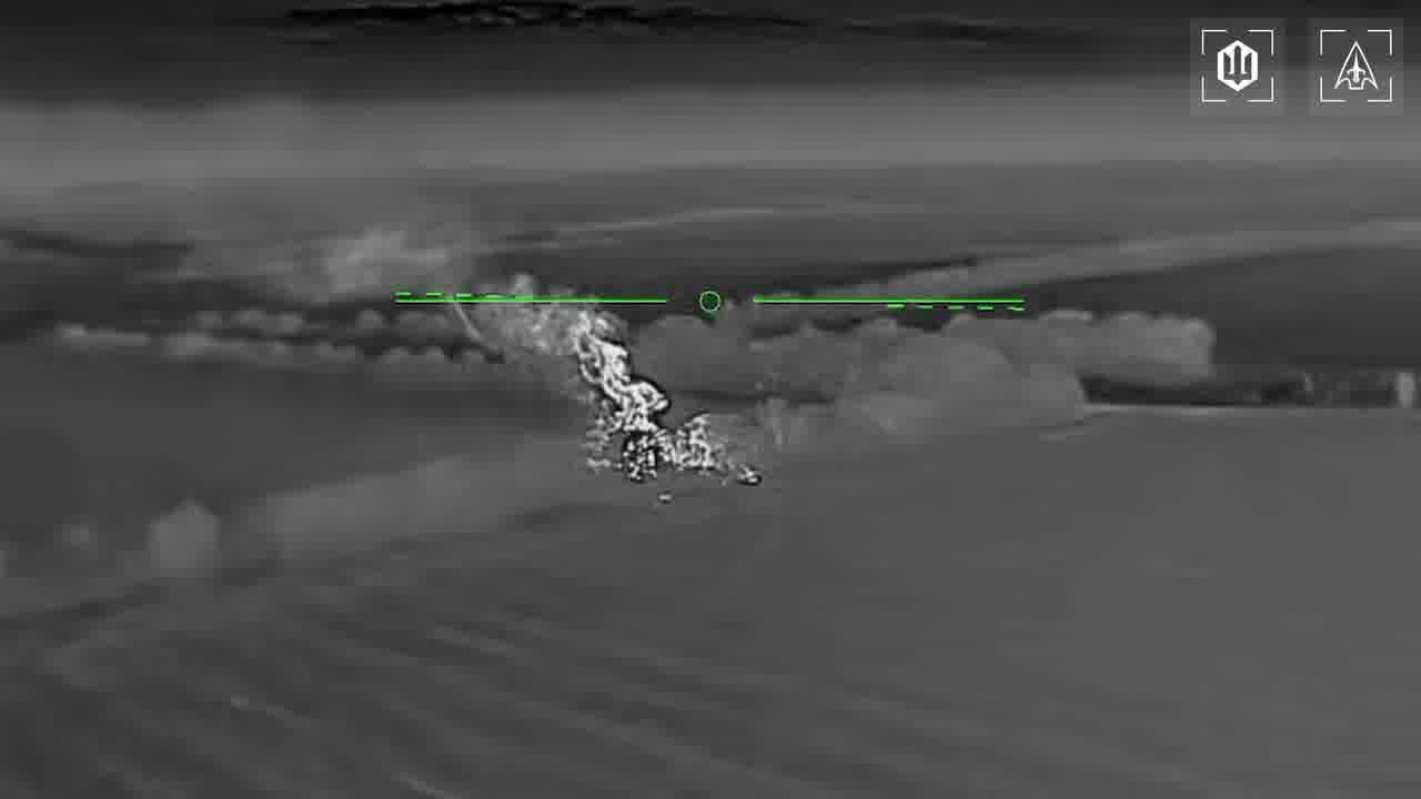 Apart of the port Ukrainian drones have attacked Iskander launcher and 2 Tu-142 planes at the military airfield in Taganrog