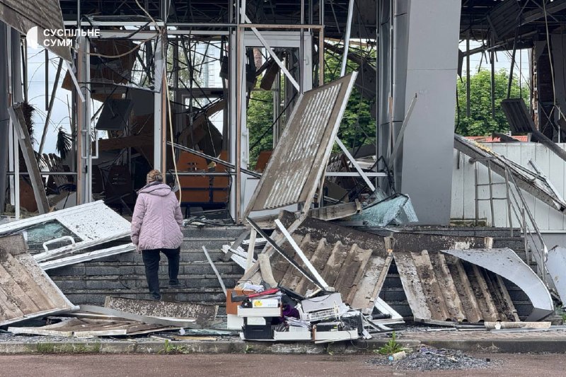 Railway station and other railway infrastructure was damaged as result of Russian bombardment in Shostka