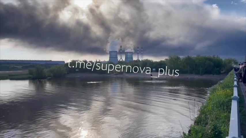 Smoke is rising over Kronstadt also