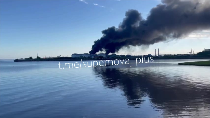 Smoke is rising over Kronstadt also