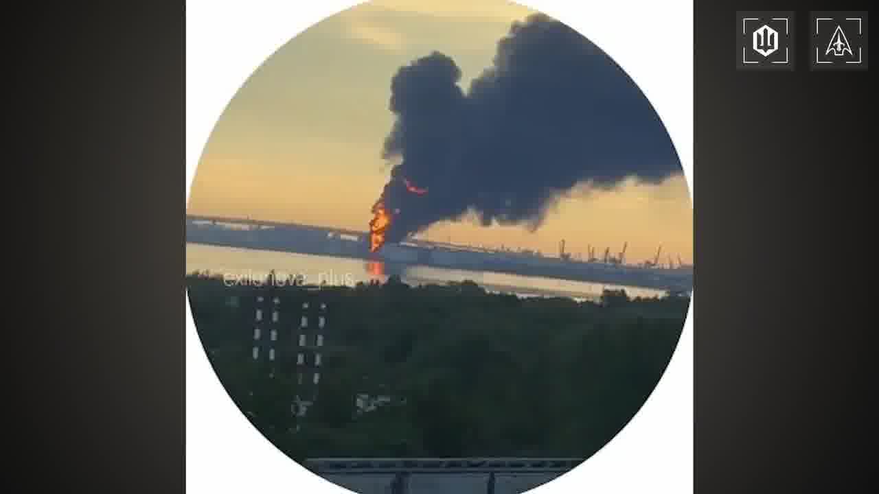 Ukrainian drones hit a Steregushchy-class corvette of the Russian Navy Boikiy in Kronshtadt, Saint-Petersburg