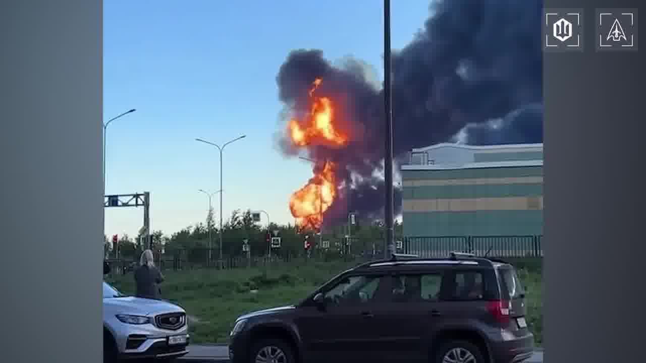 Ukrainian drones hit a Steregushchy-class corvette of the Russian Navy Boikiy in Kronshtadt, Saint-Petersburg