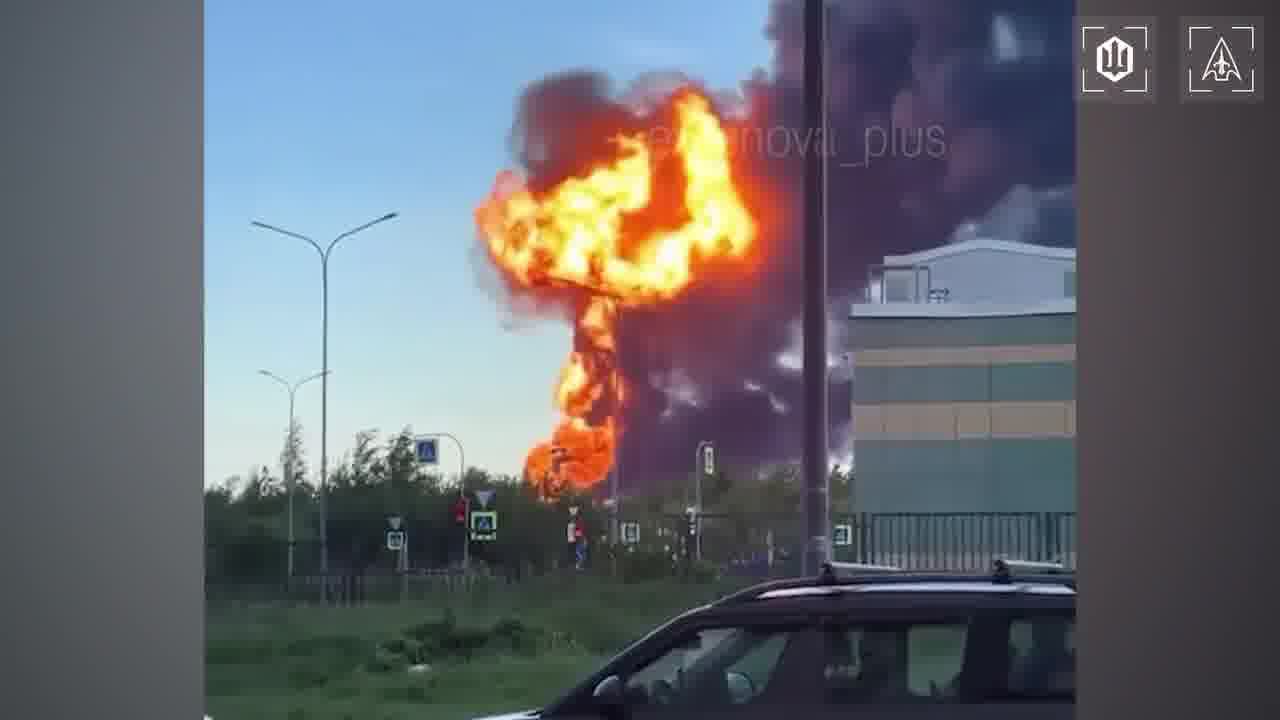 Ukrainian drones hit a Steregushchy-class corvette of the Russian Navy Boikiy in Kronshtadt, Saint-Petersburg