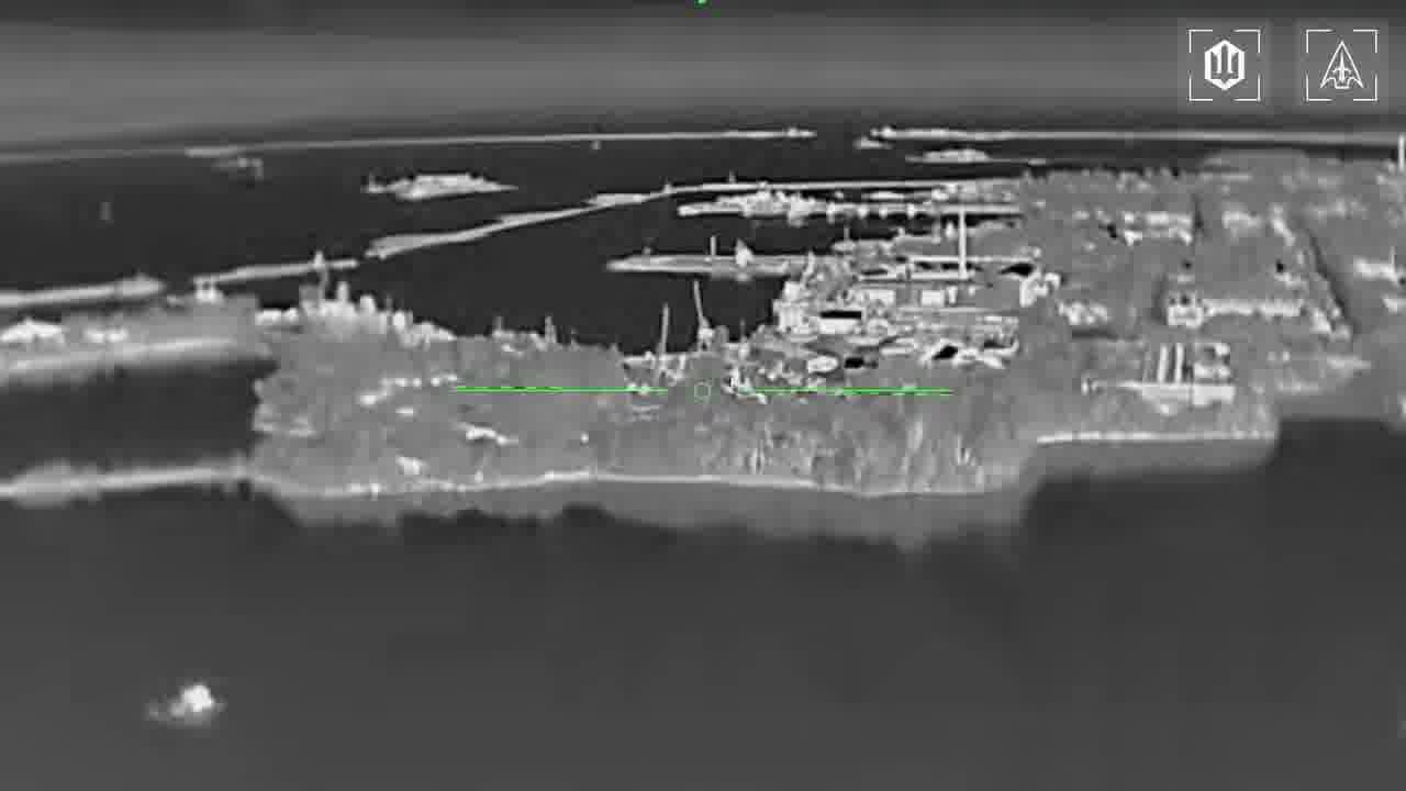 Ukrainian drones hit a Steregushchy-class corvette of the Russian Navy Boikiy in Kronshtadt, Saint-Petersburg