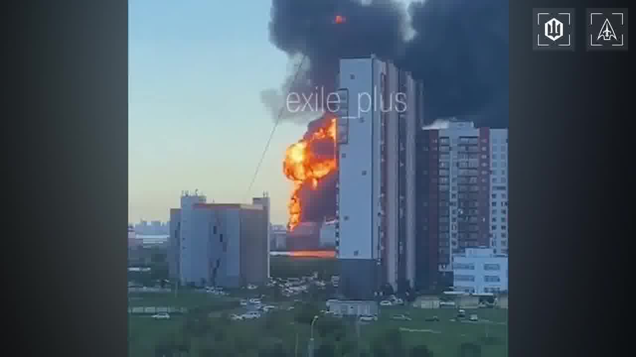 Ukrainian drones hit a Steregushchy-class corvette of the Russian Navy Boikiy in Kronshtadt, Saint-Petersburg