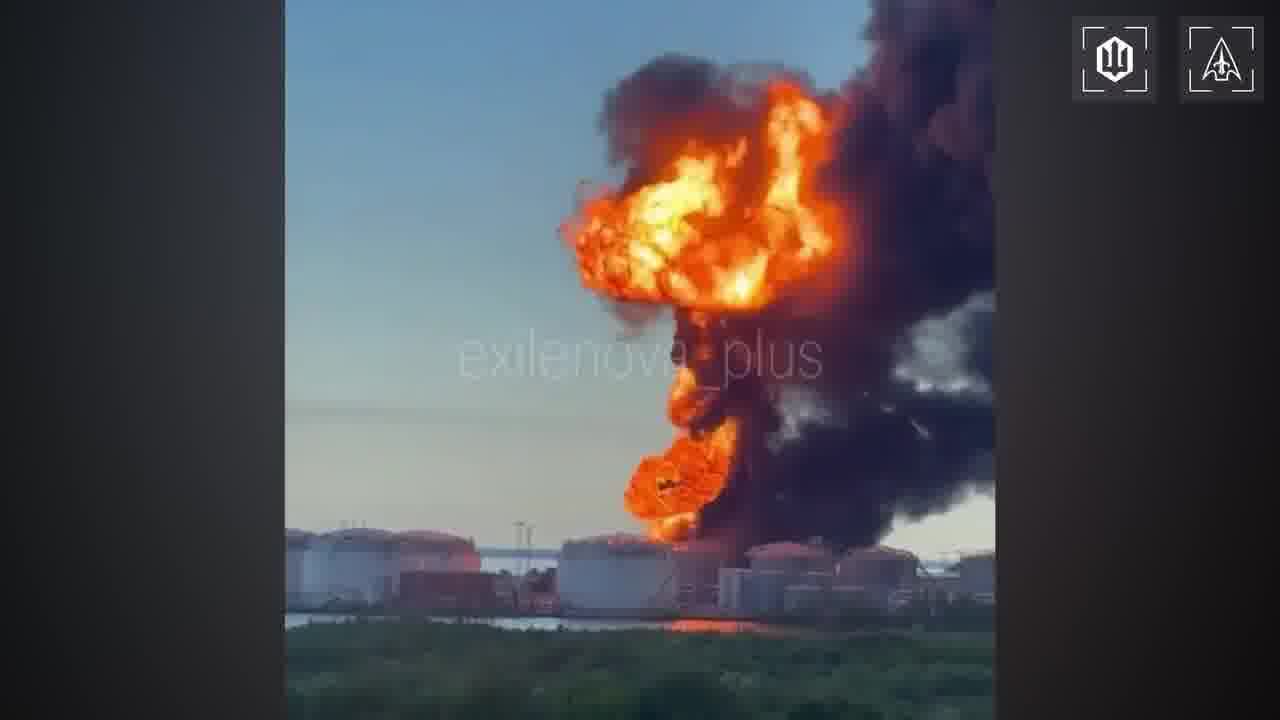 Ukrainian drones hit a Steregushchy-class corvette of the Russian Navy Boikiy in Kronshtadt, Saint-Petersburg
