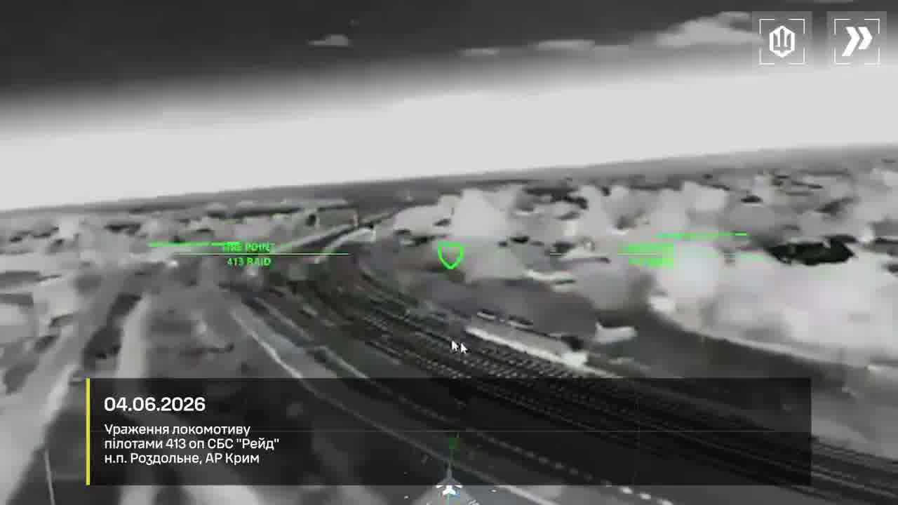 Ukrainian drones hit Svetlyak-class patrol boat and other military equipment in Crimea