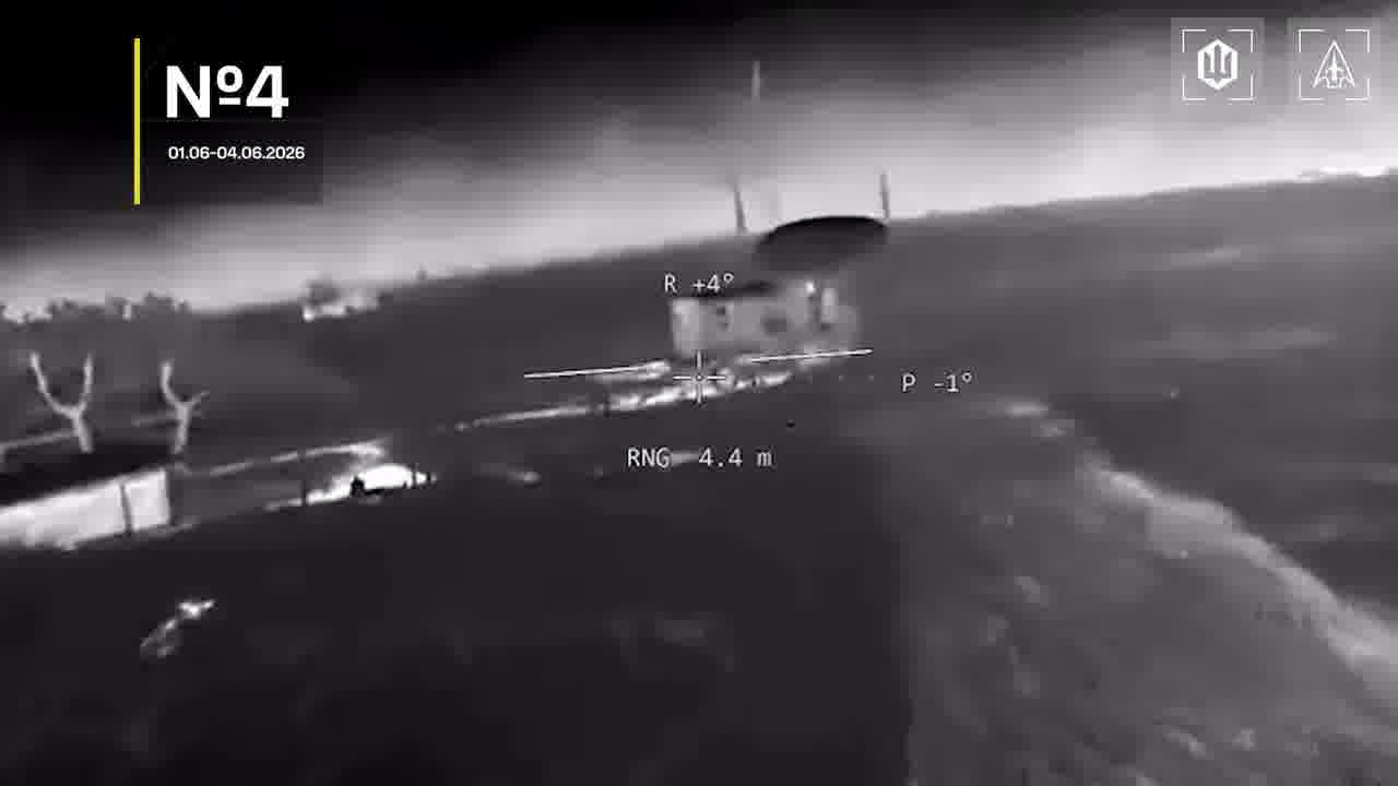 Ukrainian drones hit Svetlyak-class patrol boat and other military equipment in Crimea