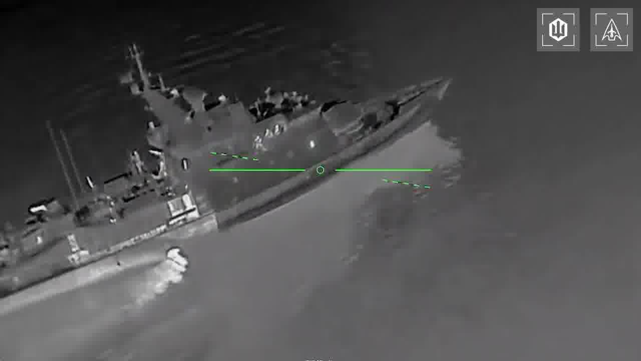 Ukrainian drones hit Svetlyak-class patrol boat and other military equipment in Crimea