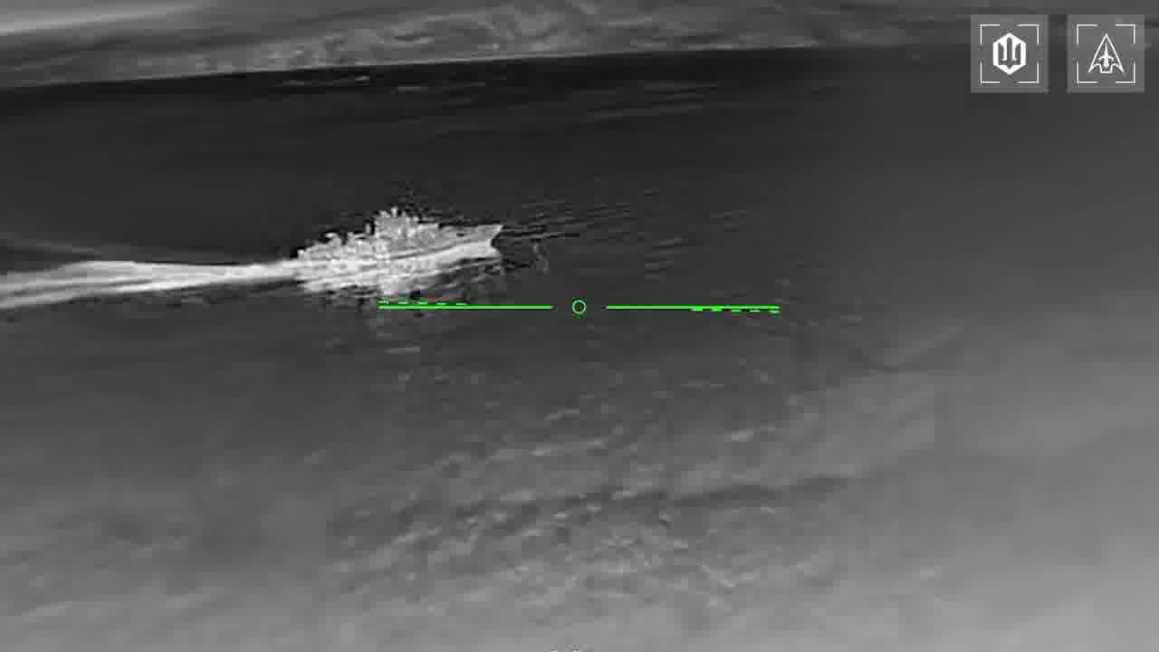 Ukrainian drones hit Svetlyak-class patrol boat and other military equipment in Crimea