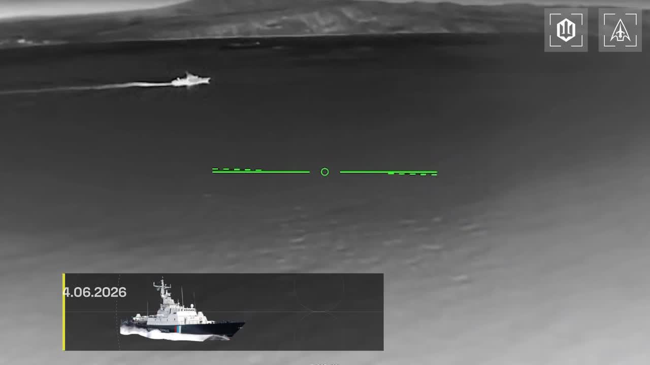Ukrainian drones hit Svetlyak-class patrol boat and other military equipment in Crimea