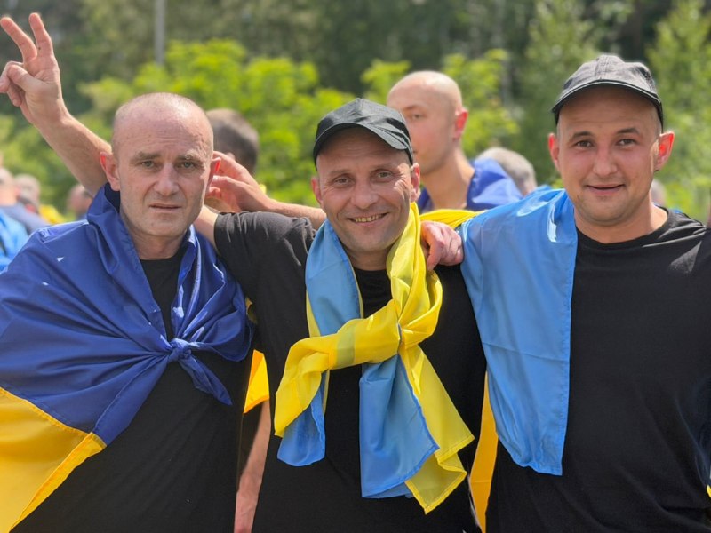 185 Ukrainian servicemen were released from Russian captivity in a new prisoners swap