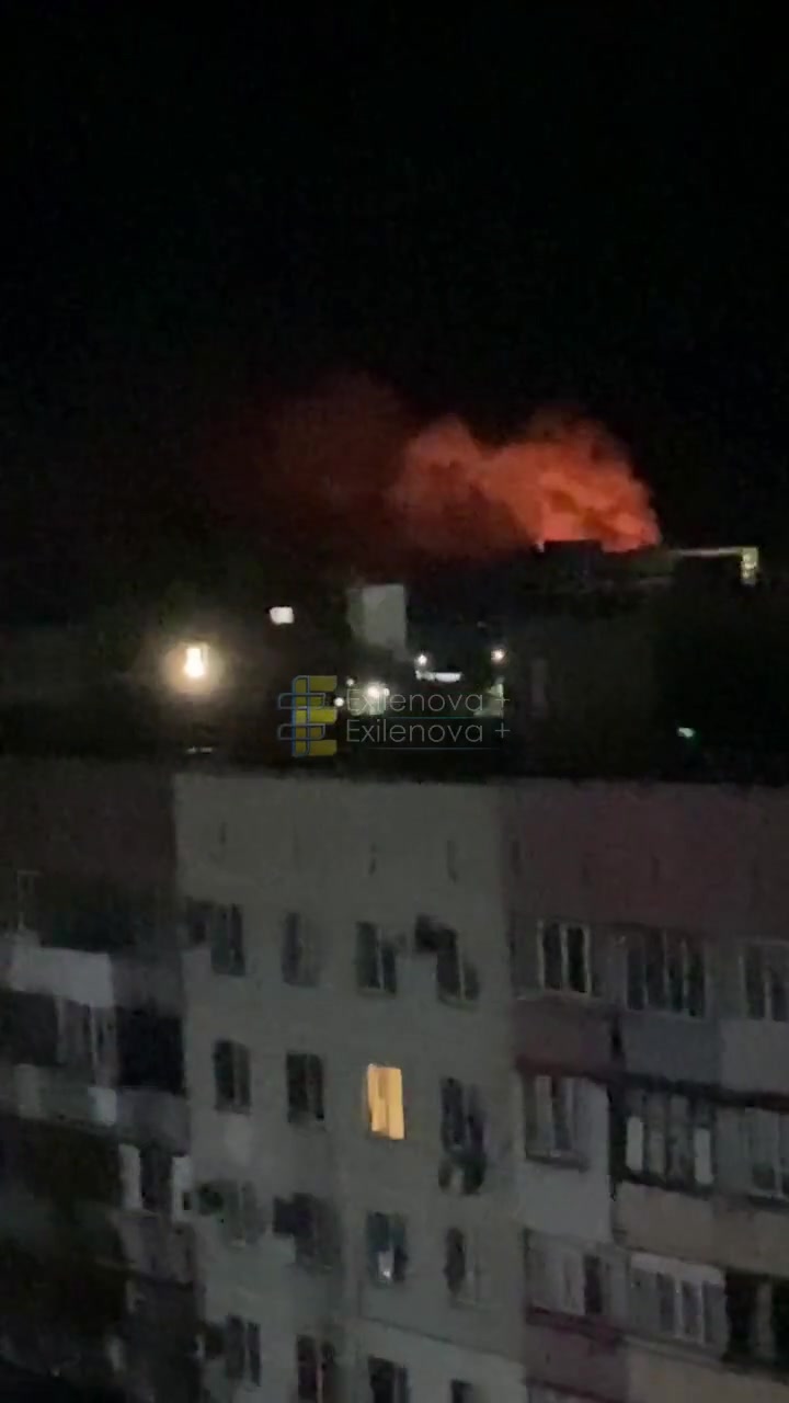 Explosions were reported in Mariupol
