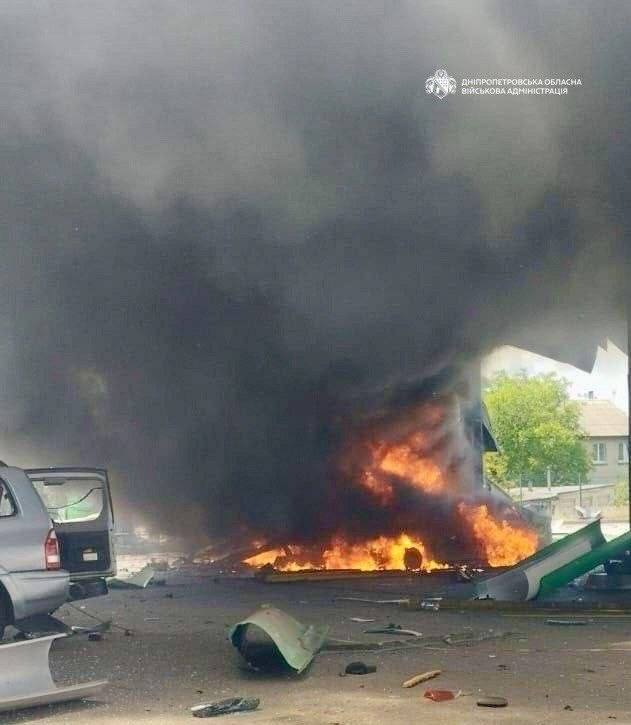 1 person killed, 4 wounded as result of Russian attacks in Nikopol