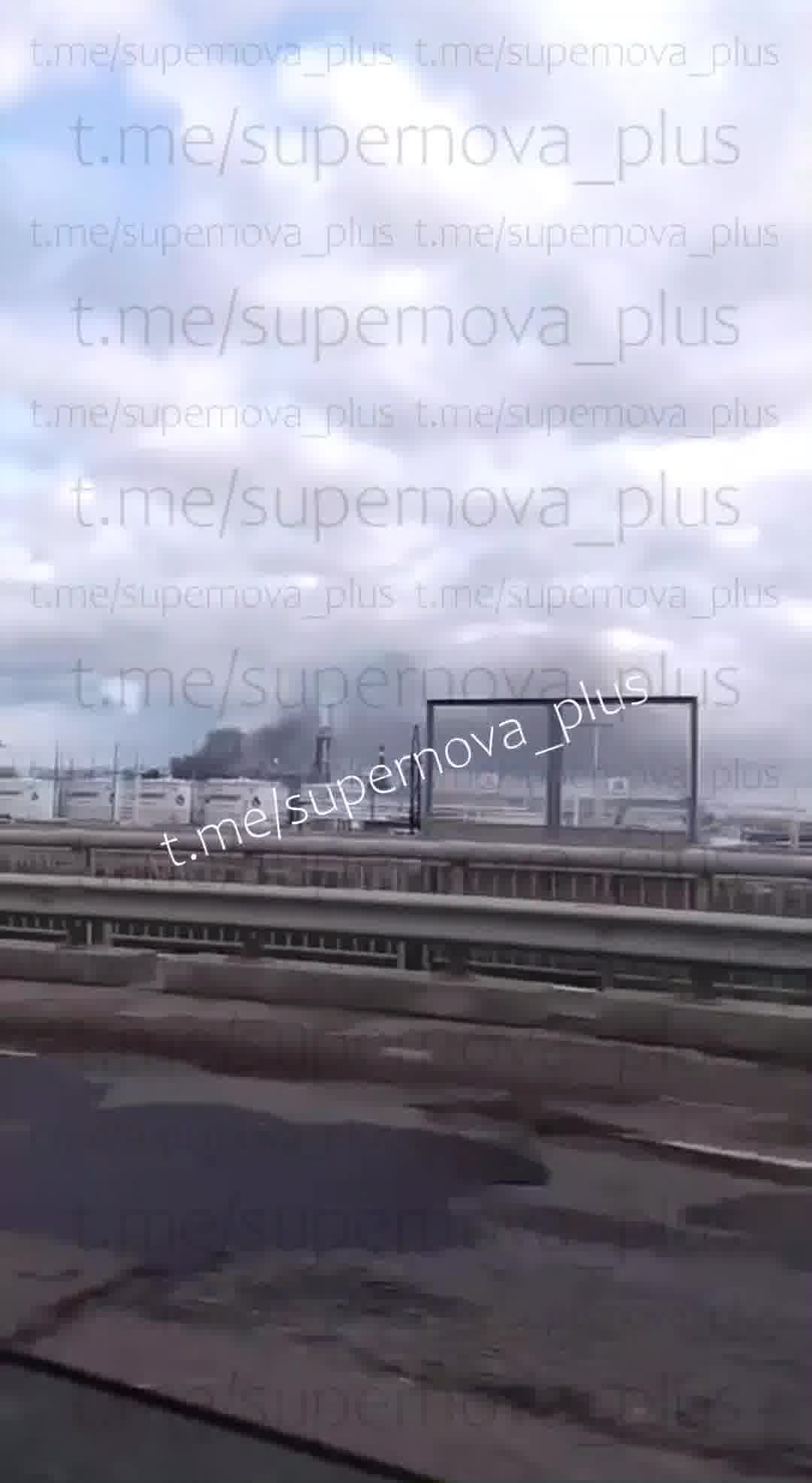 Fire after explosions at oil refinery in Slavyansk-na-Kubani