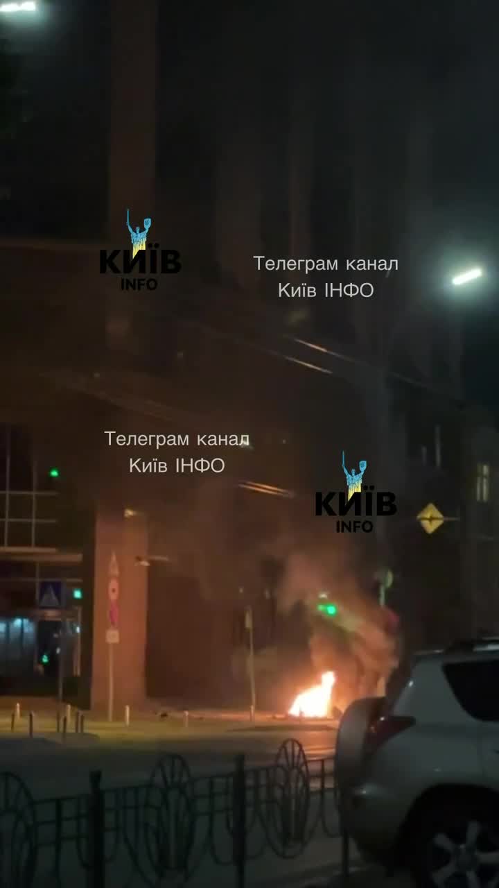 Drone strike reported in Pecherskiy district of Kyiv
