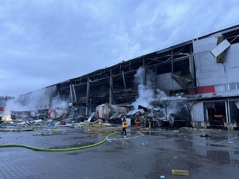 Russia destroyed the biggest post terminal of Nova Post company in Kyiv