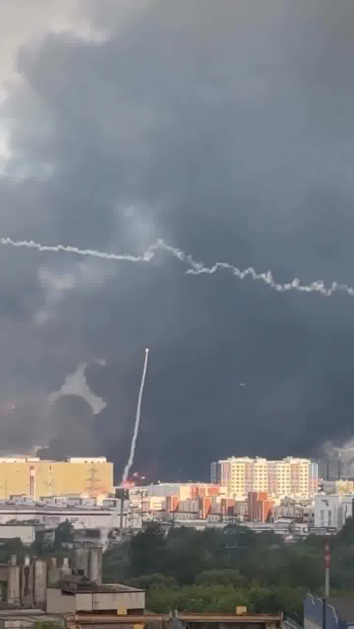 Drones raid in Kapotnya, multiple failed air defense launches