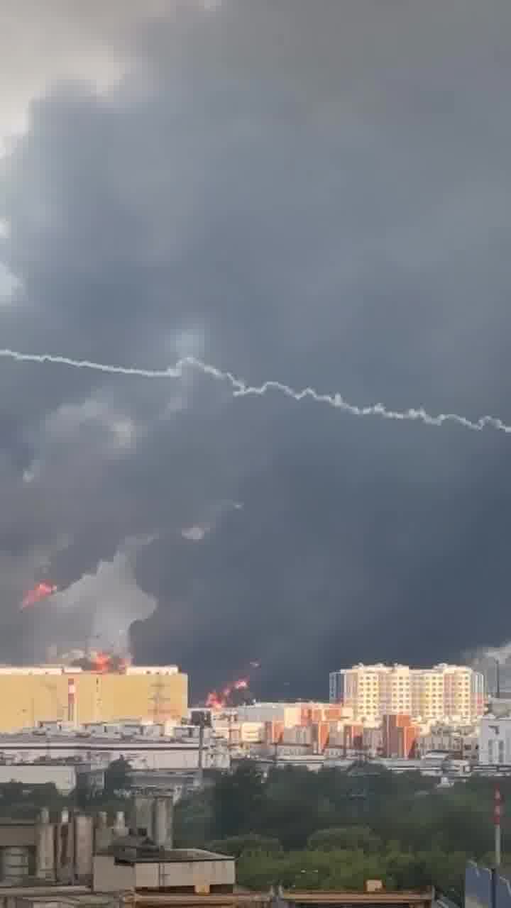 Drones raid in Kapotnya, multiple failed air defense launches