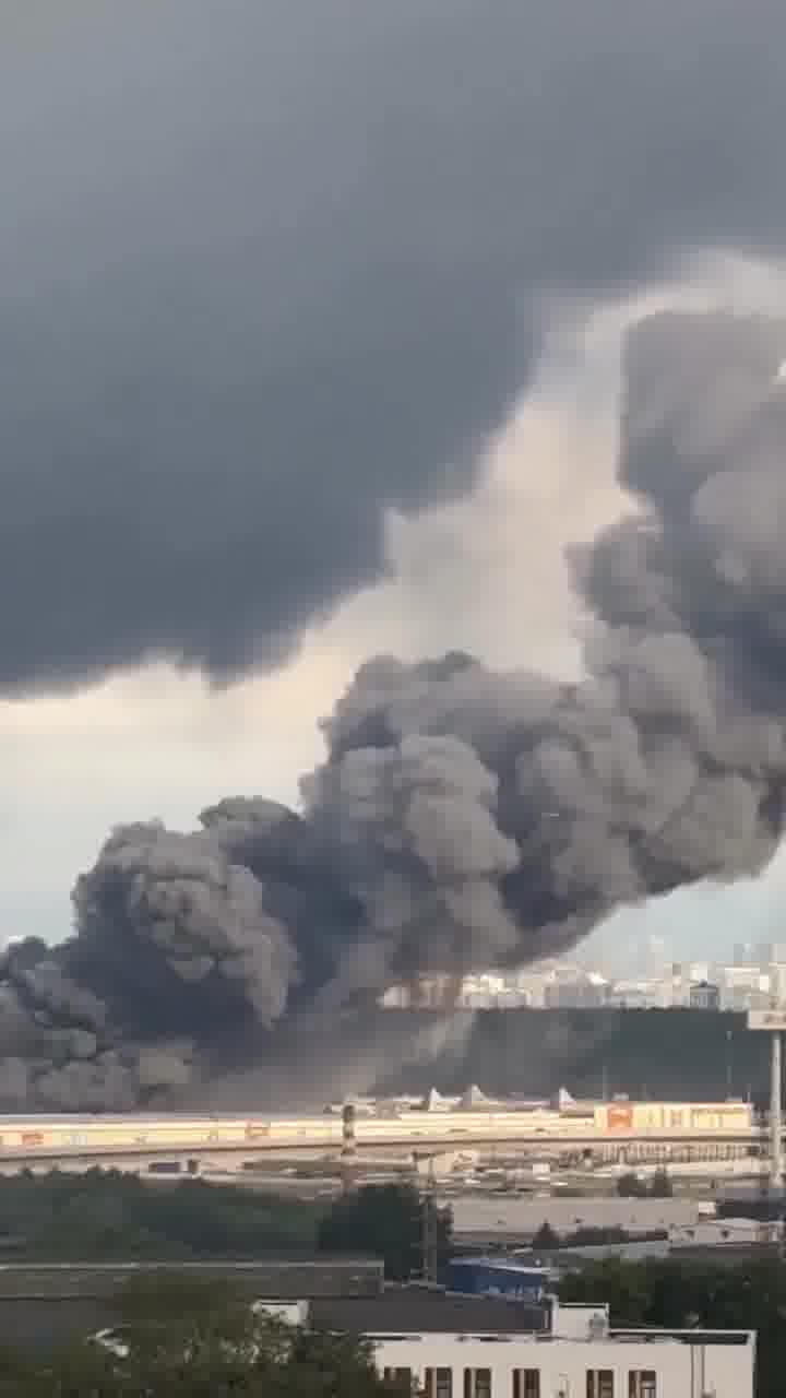 Drones raid in Kapotnya, multiple failed air defense launches