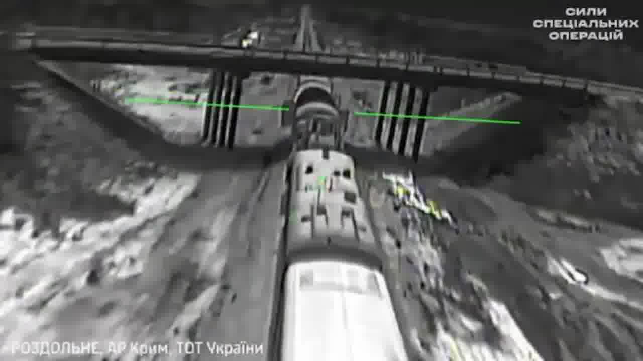 Video of the strike at the railway bridge near Rozdolne in occupied Crimea