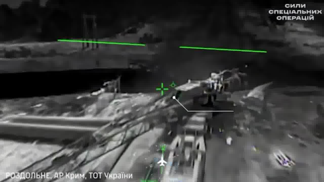 Video of the strike at the railway bridge near Rozdolne in occupied Crimea
