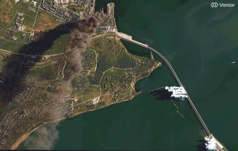Satellite images of the consequences of recent Ukrainian drone strikes published by Vantor